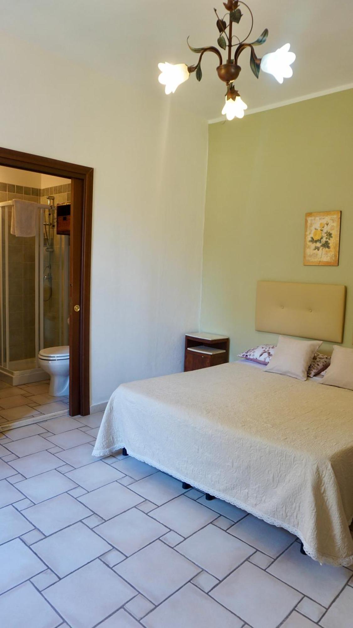 Bacu Abis B&B Del Viale المظهر الخارجي الصورة