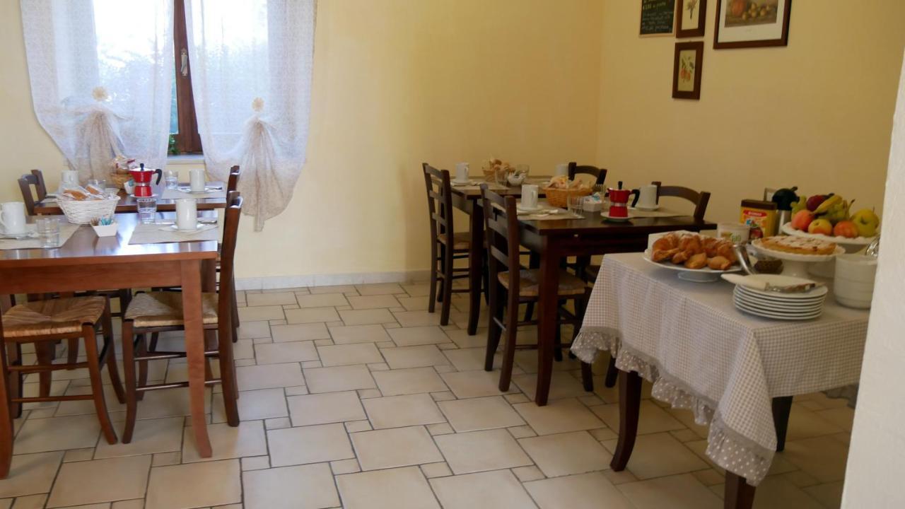 Bacu Abis B&B Del Viale المظهر الخارجي الصورة